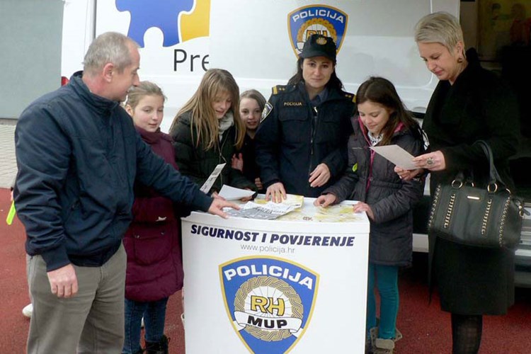 Slika 2015/MJESEC BORBE PROTIV OVISNOSTI/ms.jpg